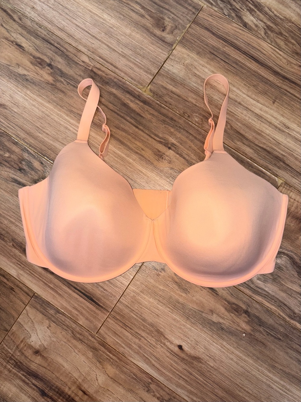 SKIMS Fits Everybody T-Shirt Bra Faded Nectar 42DDD Lined Wired Adjustable